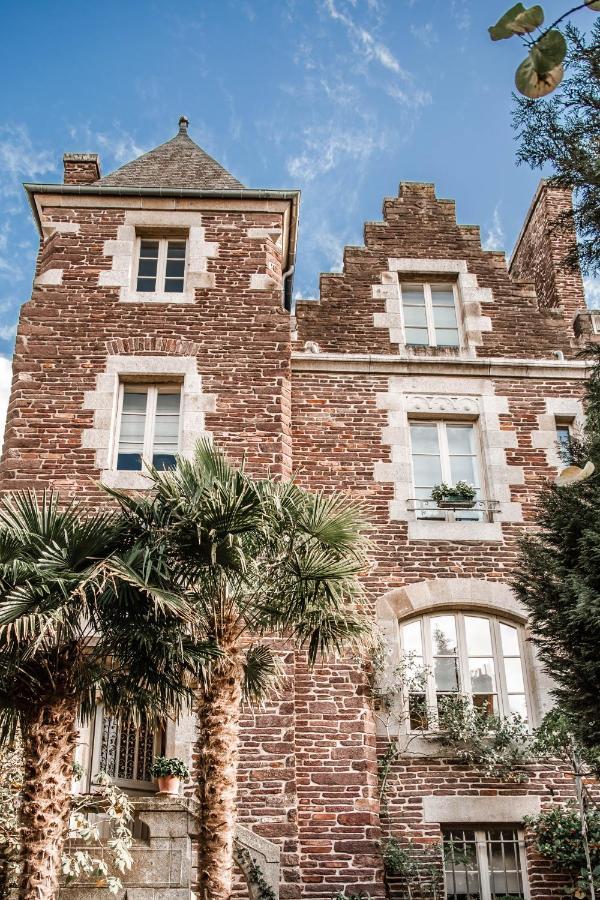 Bed and Breakfast Castel Jolly Rennes Esterno foto
