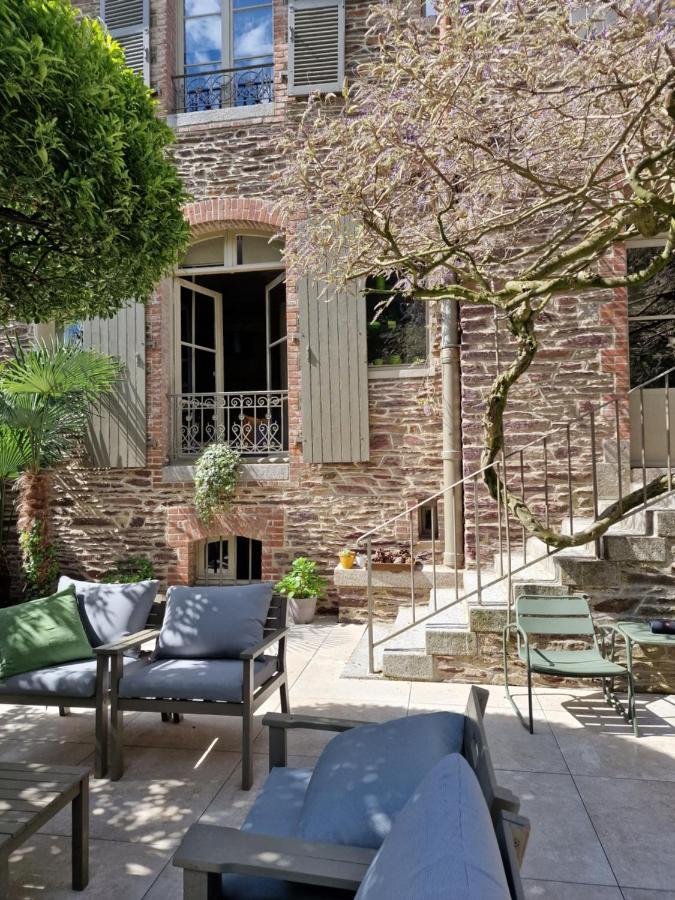Bed and Breakfast Castel Jolly Rennes Esterno foto